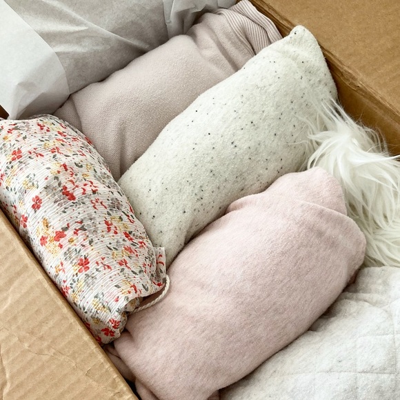 💕 TLC Not So Mystery Box- 12 pieces